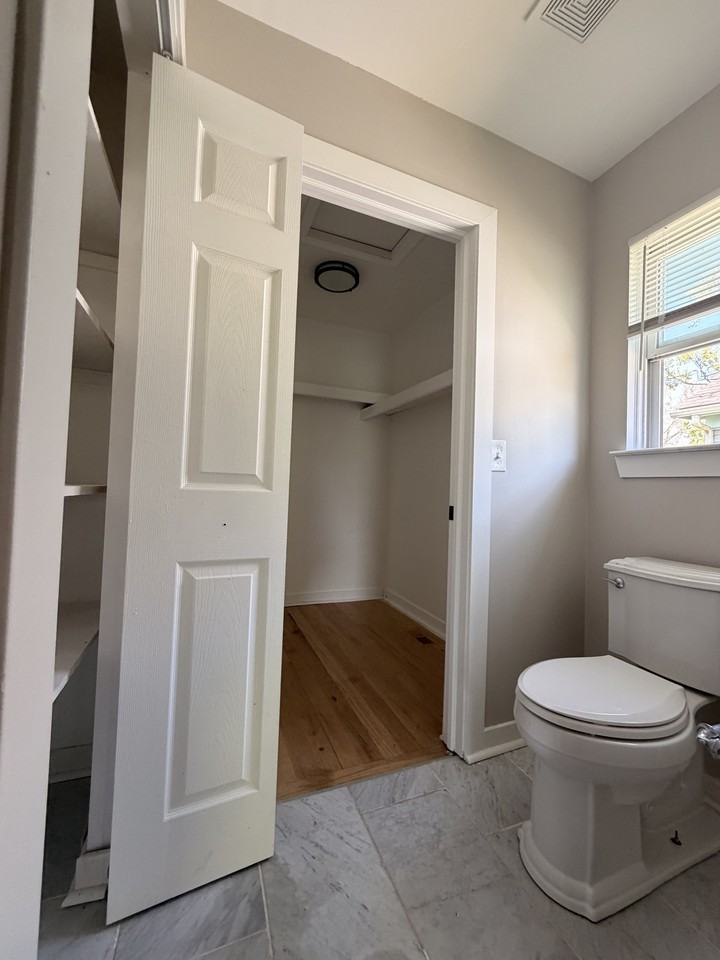 16823 Stahelin Ave #1 - Photo 7 of 14