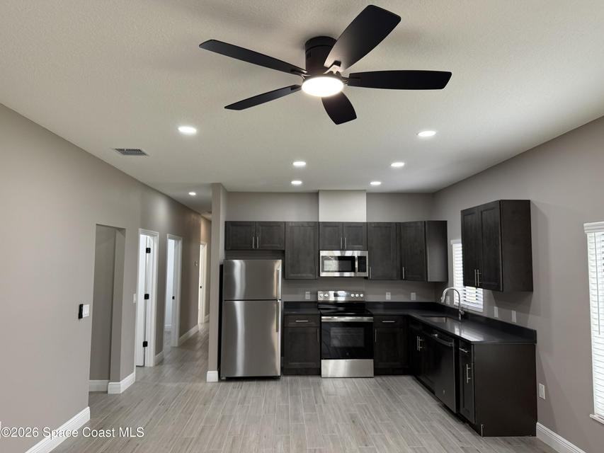 1649 Belem Street Southeast A - 1 #1 - Photo 3 of 9