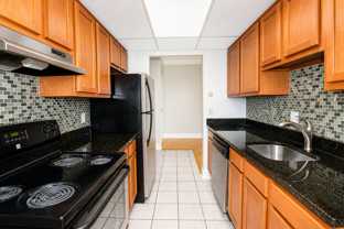 1088 1088 GREENTREE ROADAPT 303 #303 - Photo 1 of 1