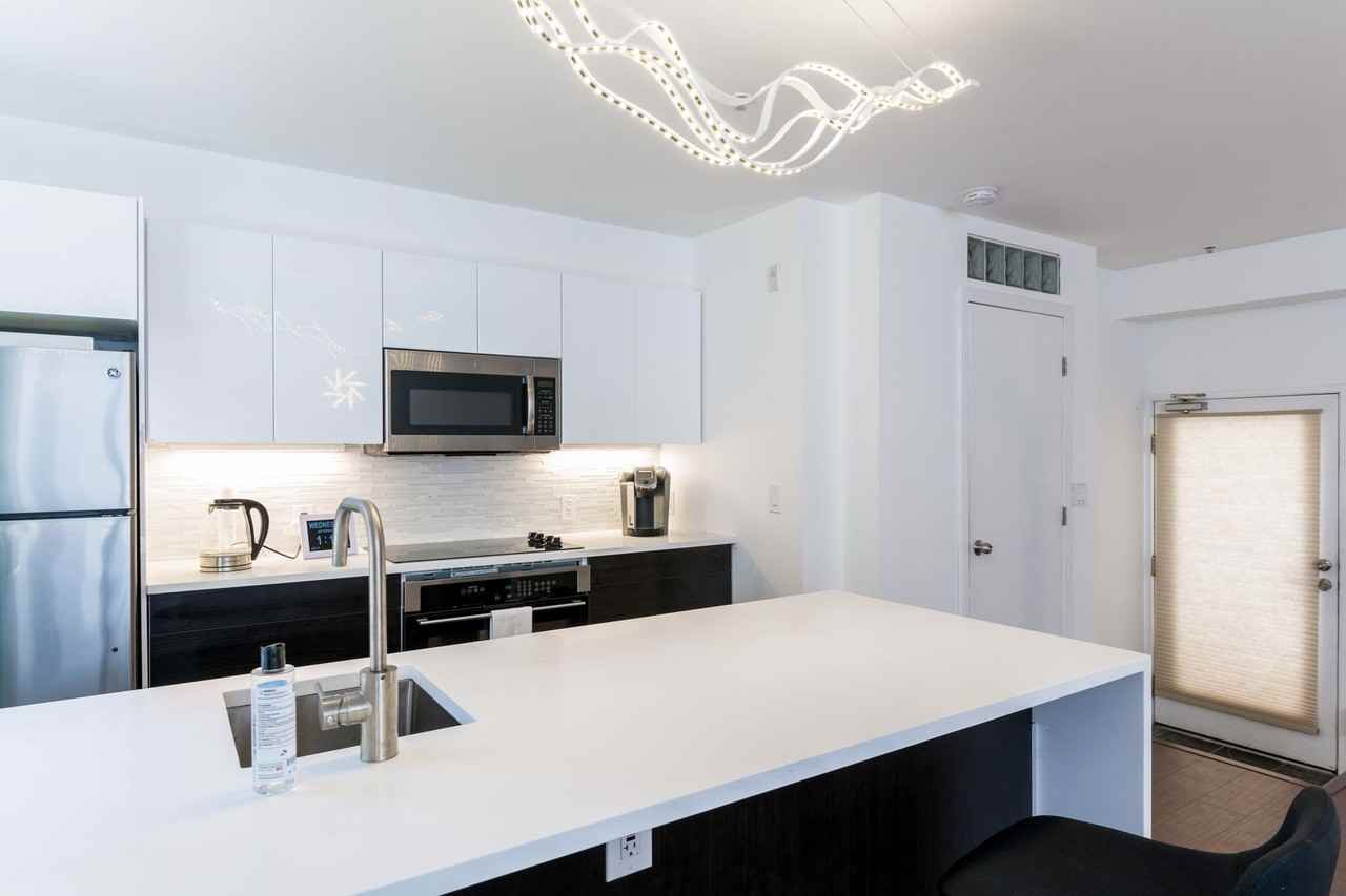 1944 State St #6 - Photo 5 of 20