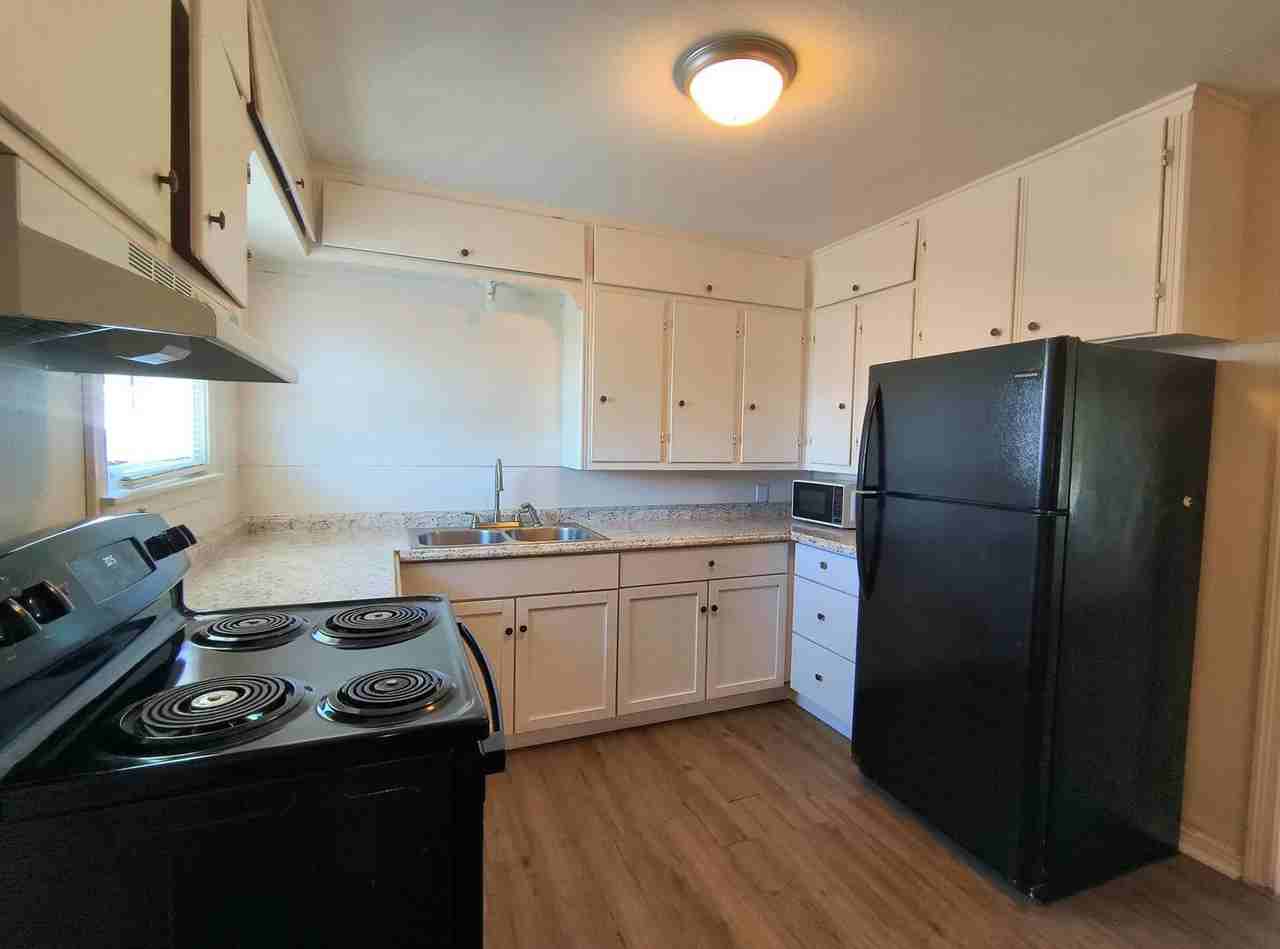 2102 Raney St - Photo 2 of 10