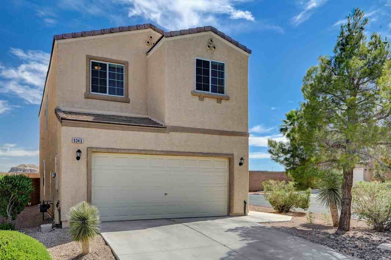 9343 Winebrook Ave - Photo 2 of 44