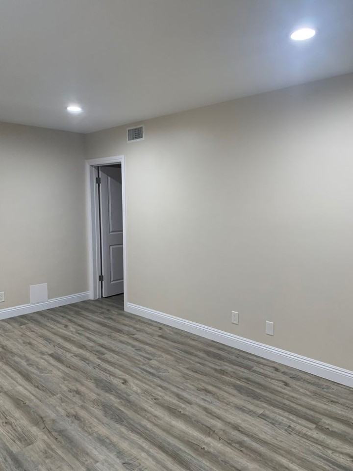 218-224 W. Olive St. - Photo 2 of 31