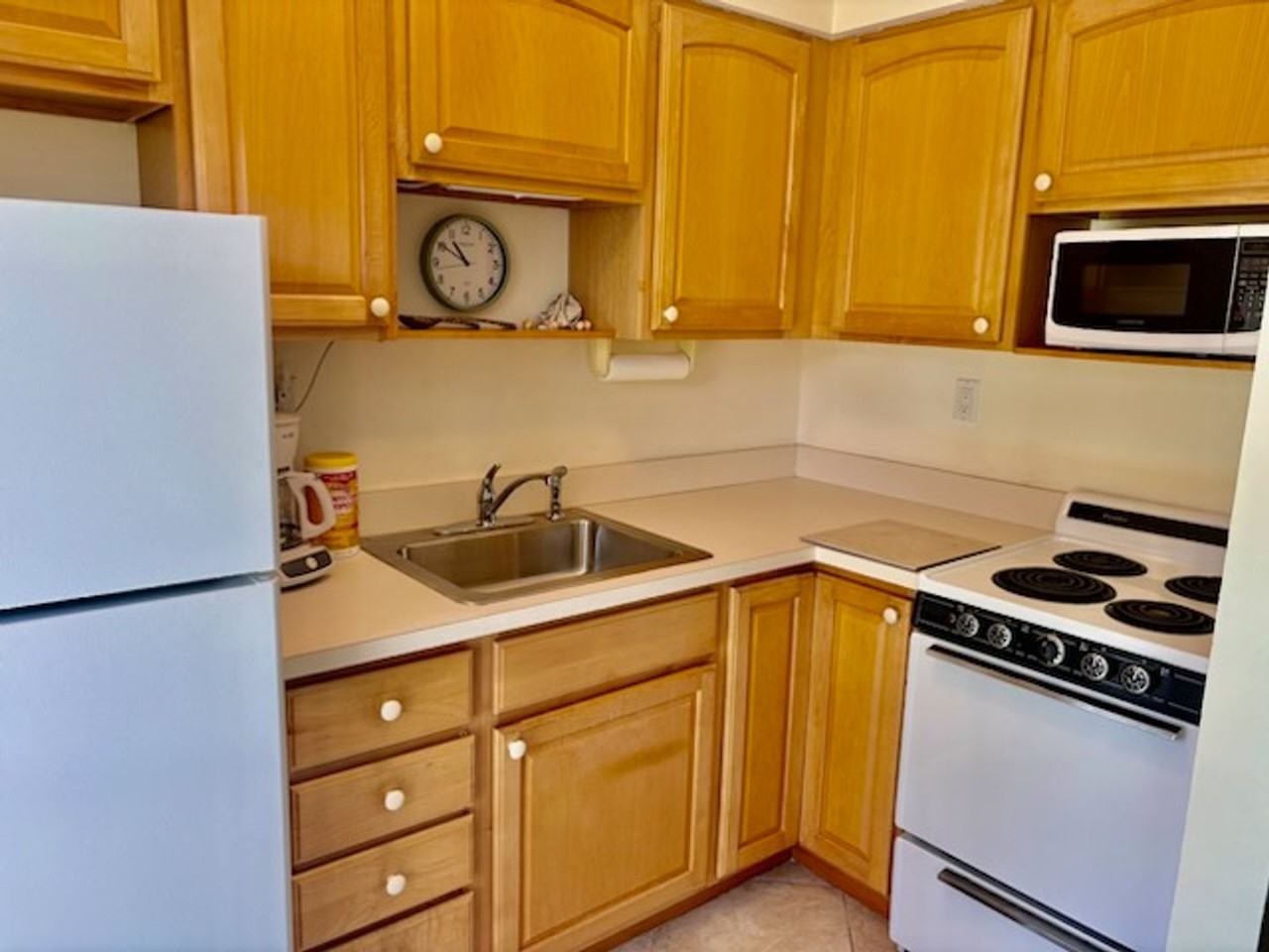 190 N Collier Blvd #T2 - Photo 4 of 8