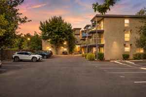 featured image of 2525 Minor Ave E