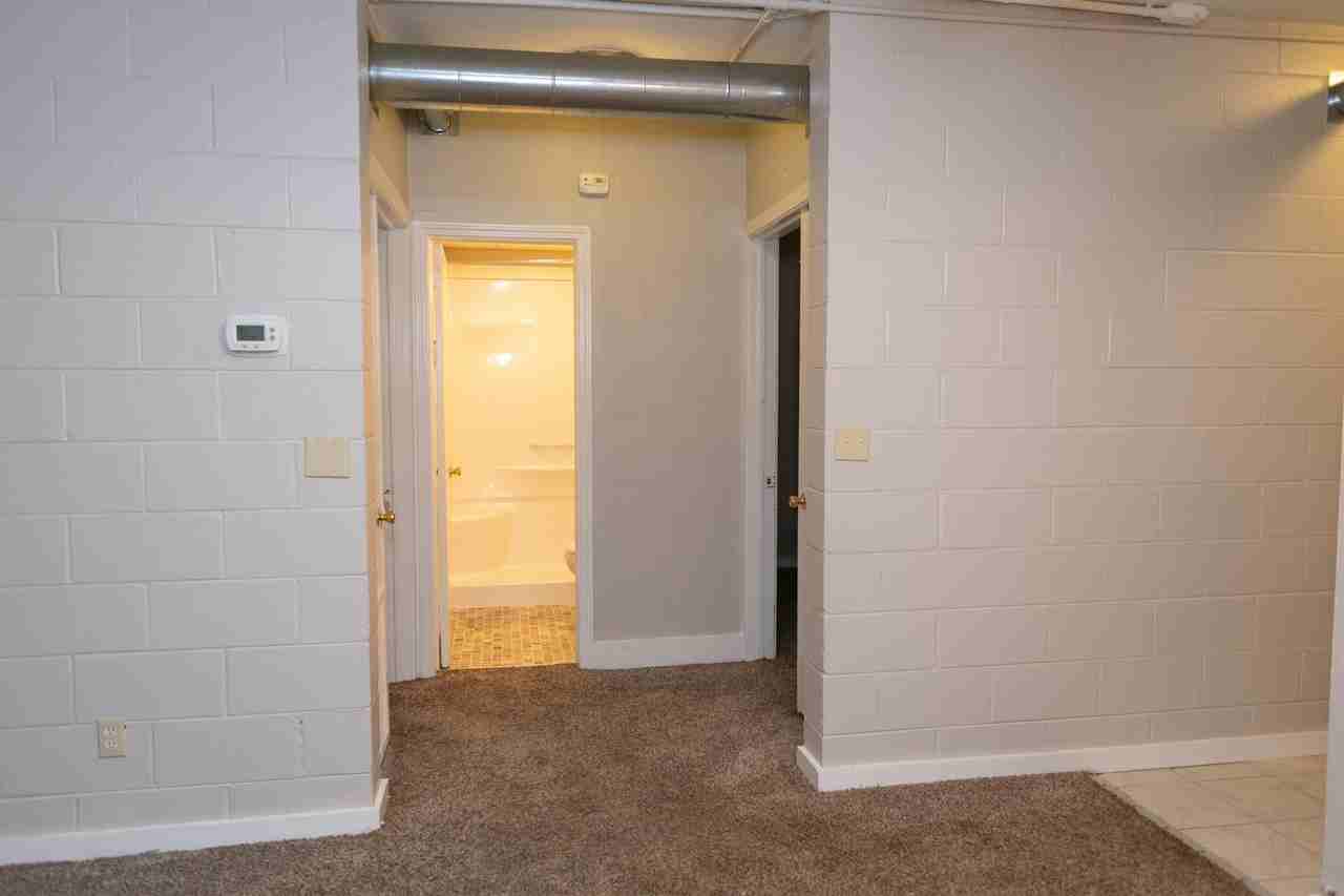 432 Wilson St Nw #5 - Photo 2 of 14
