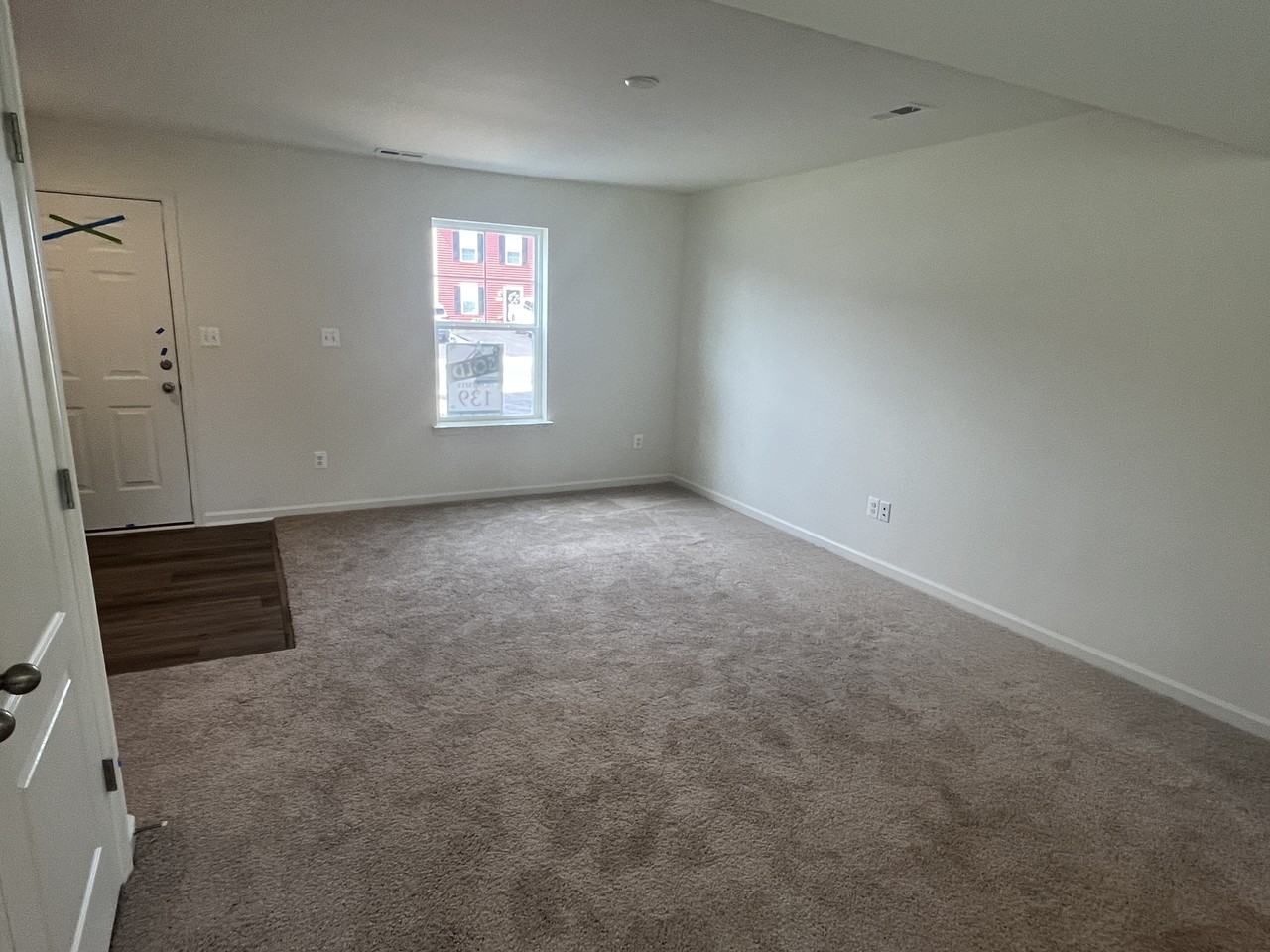 164 Scotch Pine Dr #1 - Photo 2 of 22