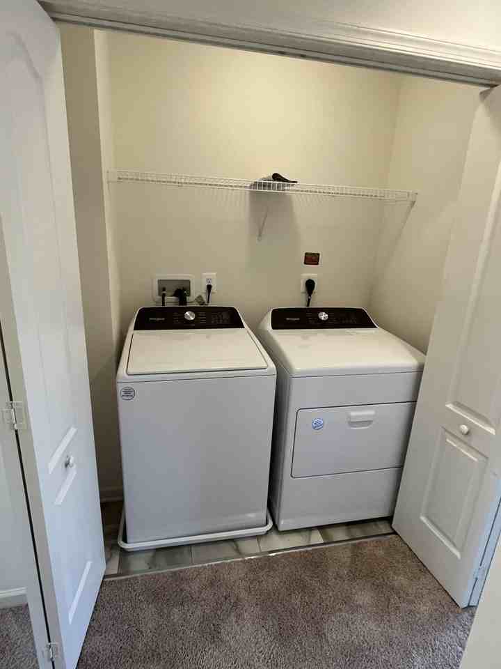 164 Scotch Pine Dr #1 - Photo 3 of 22