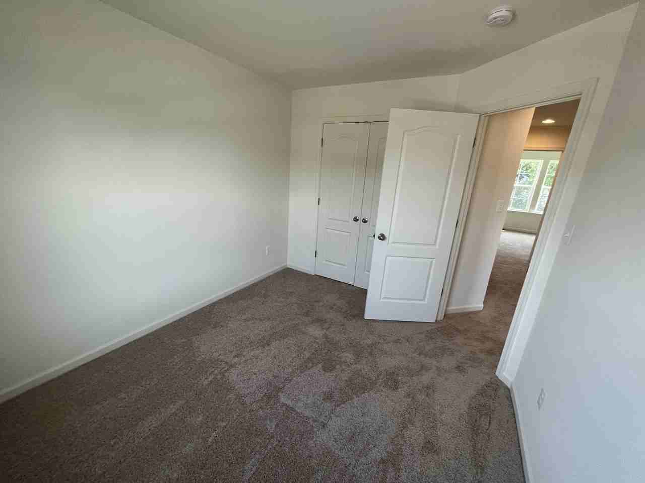 164 Scotch Pine Dr #1 - Photo 4 of 22