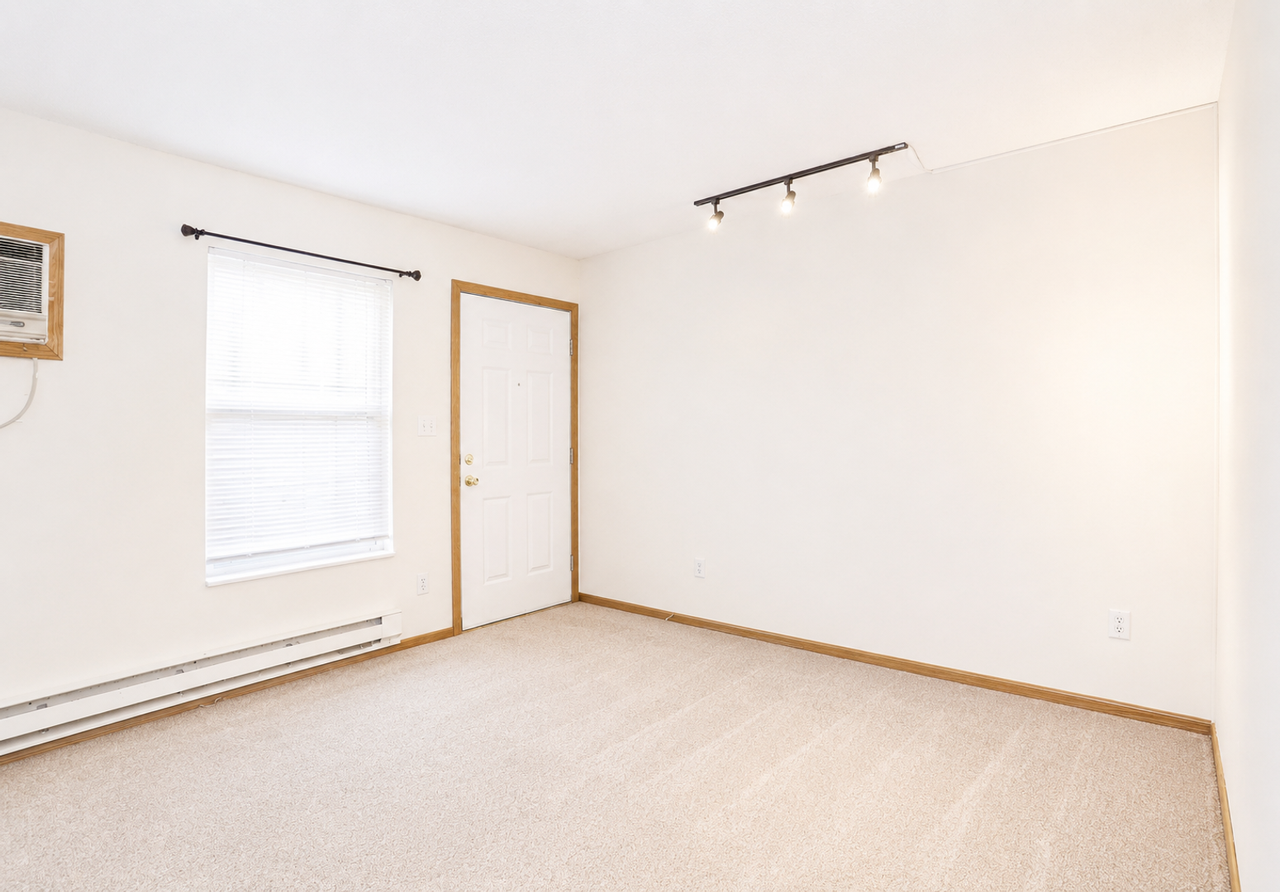 1206KO - Photo 2 of 10