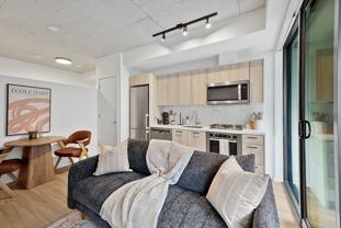 458 Richmond St W #308 - Photo 1 of 1