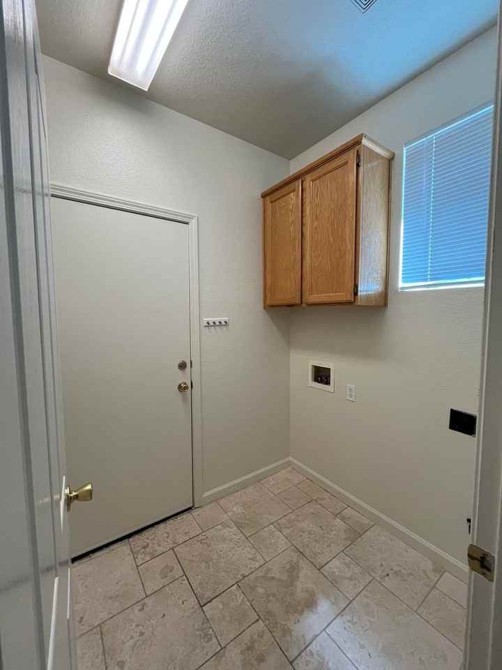 2821 Babson Dr - Photo 7 of 23