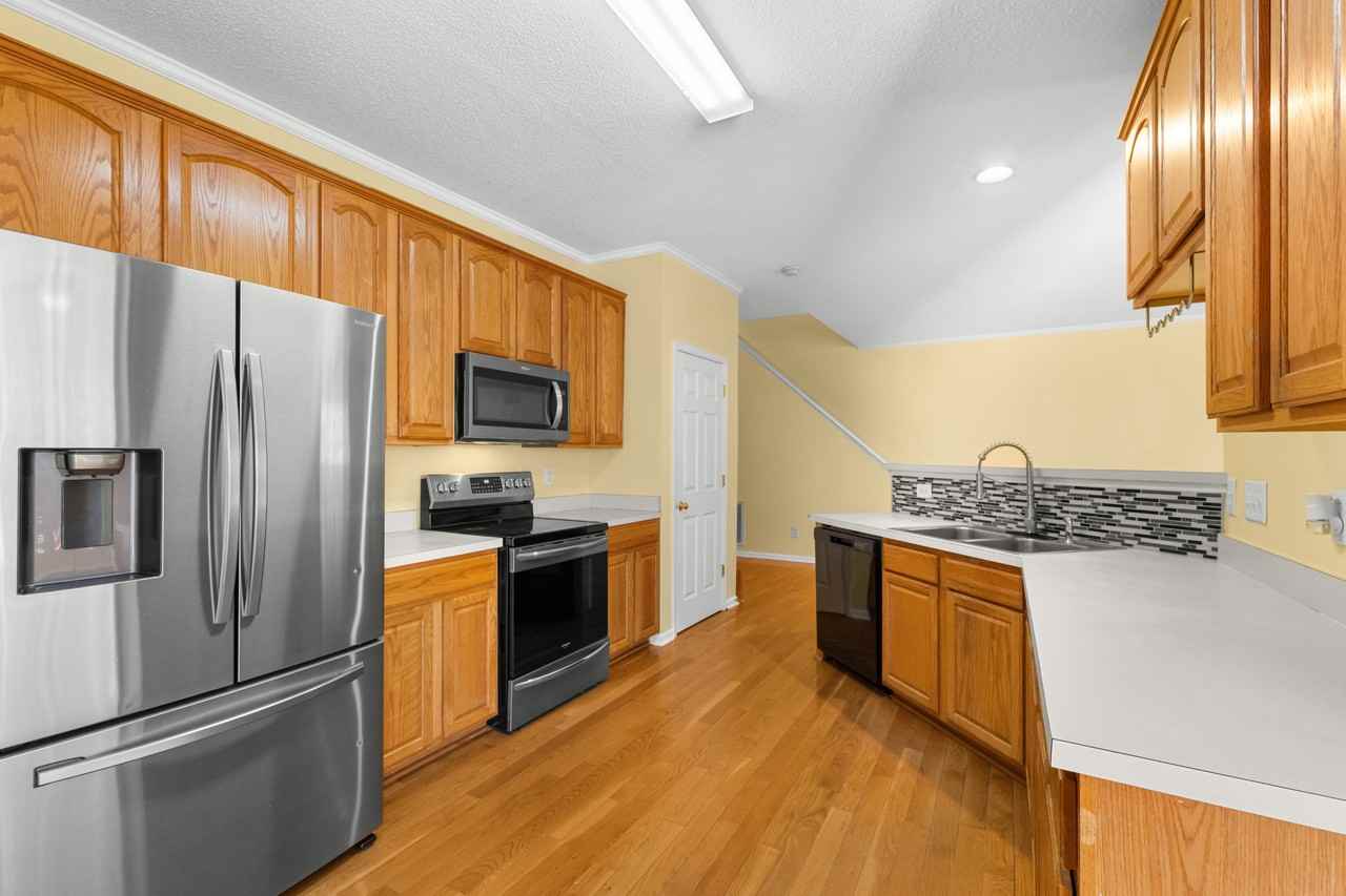 100 Henson Pl #1 - Photo 6 of 23