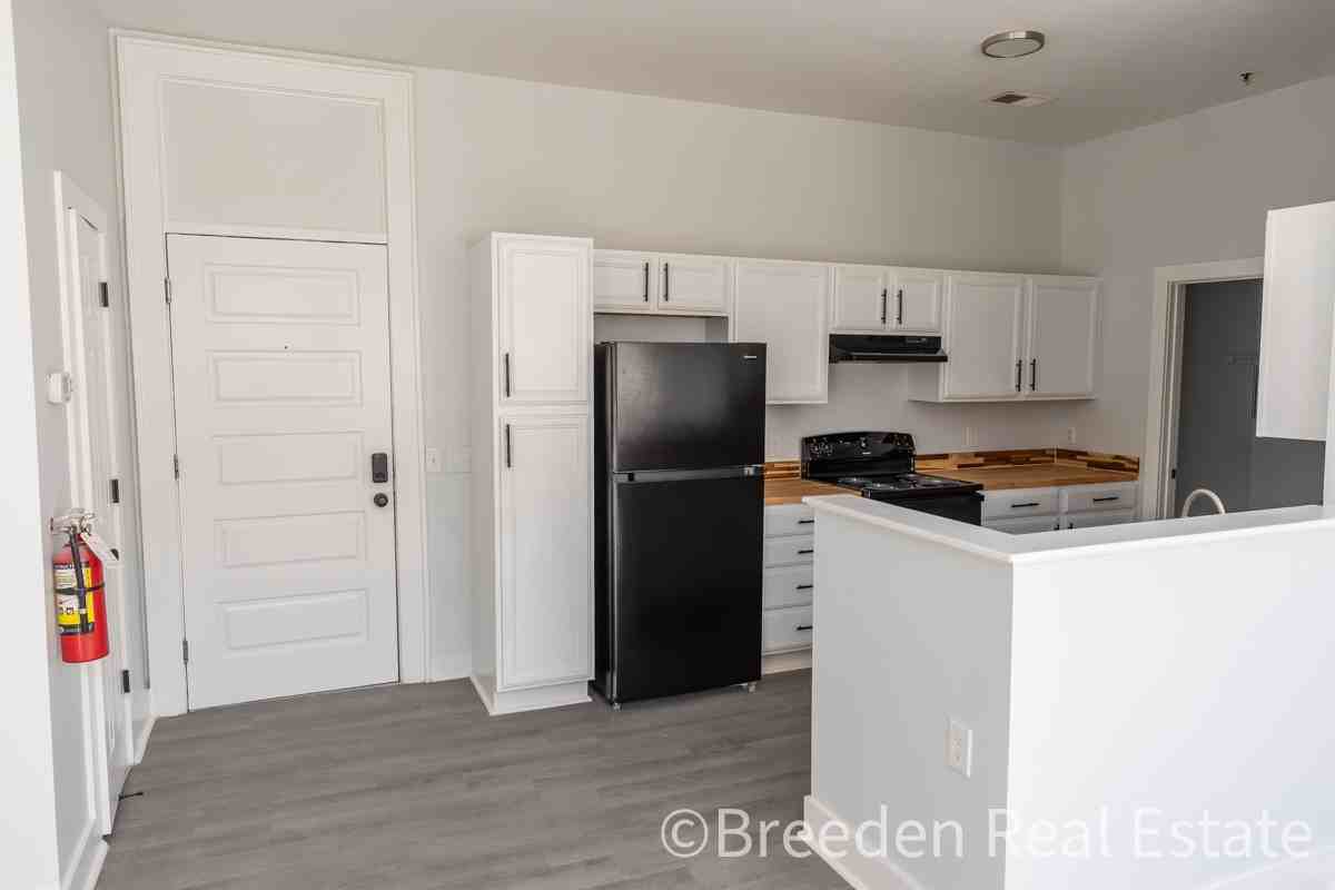 506 Harper Ave Nw #17-40 - Photo 5 of 17
