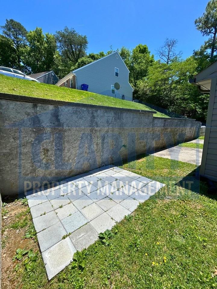 1922 Ohio Ave Nw - Photo 5 of 18