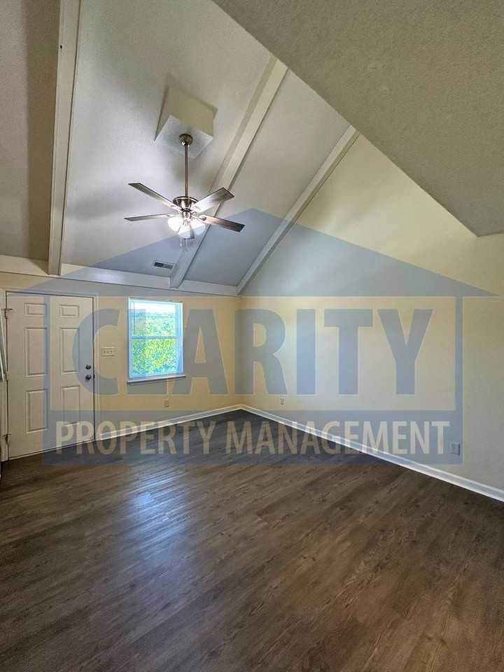 1922 Ohio Ave Nw - Photo 7 of 18