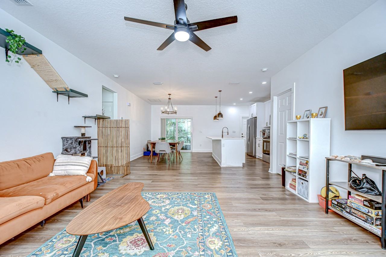1051 44th St S #1 - Photo 5 of 29