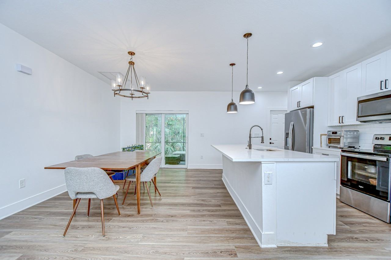 1051 44th St S #1 - Photo 6 of 29