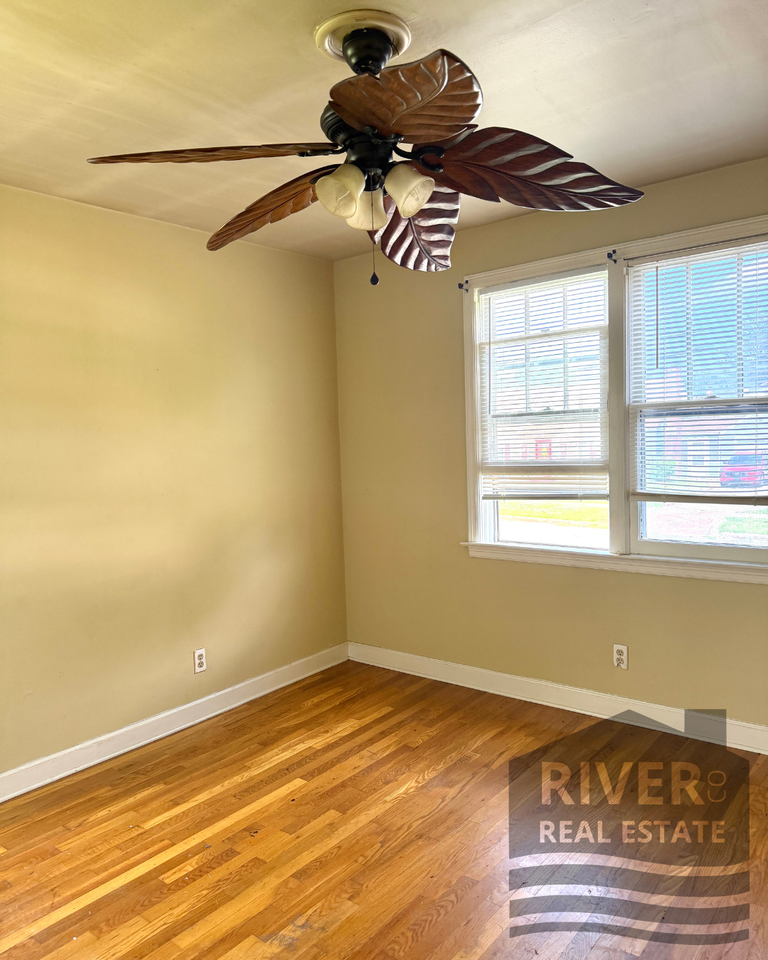405 N East St #1 - Photo 4 of 7