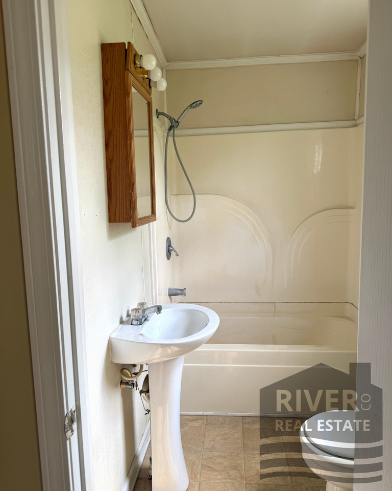 405 N East St #1 - Photo 7 of 7