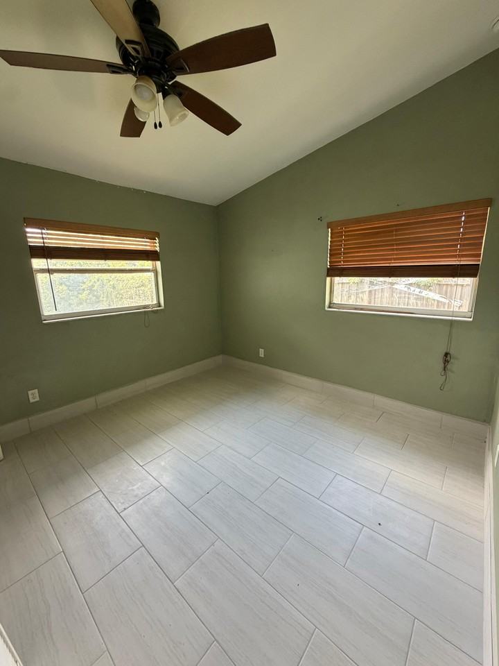 5306A Satel Dr #1 - Photo 5 of 16