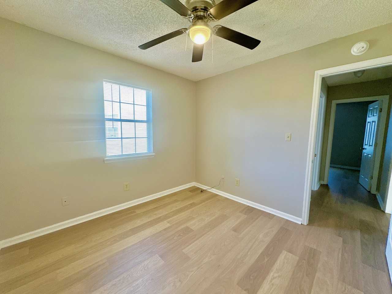 5 Kensington Cir #1 - Photo 7 of 20