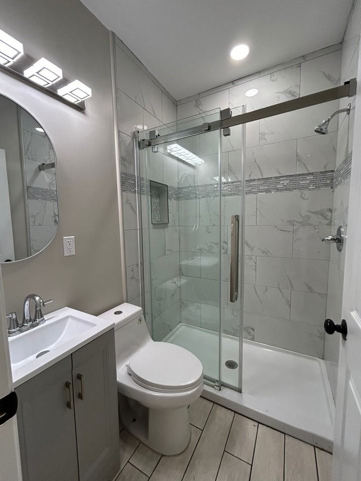 245 W Ontario St #1 - Photo 6 of 13