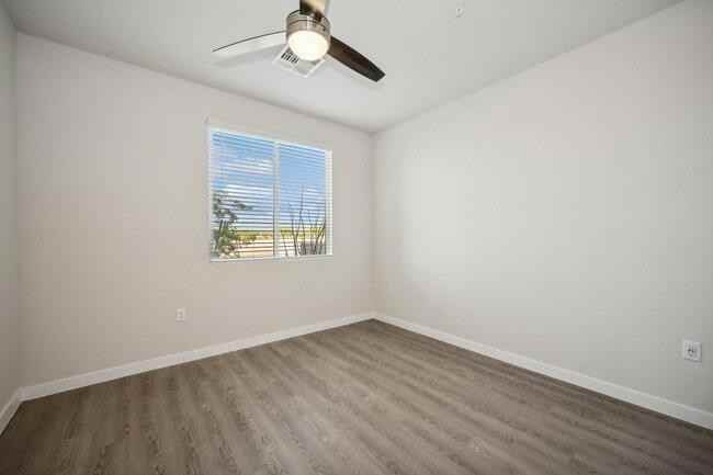 2950 N Recker Rd - Photo 4 of 50