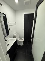 featured image of 4452 Griscom St #5