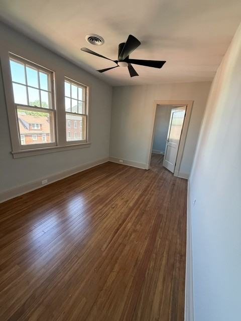 307 Fourth Street - 1 #1 - Photo 3 of 10