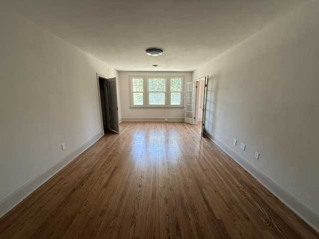 307 Fourth Street - 1 #1 - Photo 4 of 10