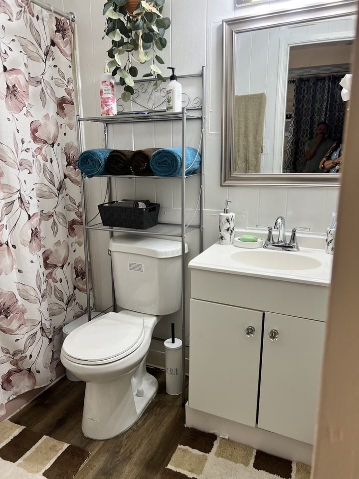 328 W Boston Ave #328-02 - Photo 2 of 4