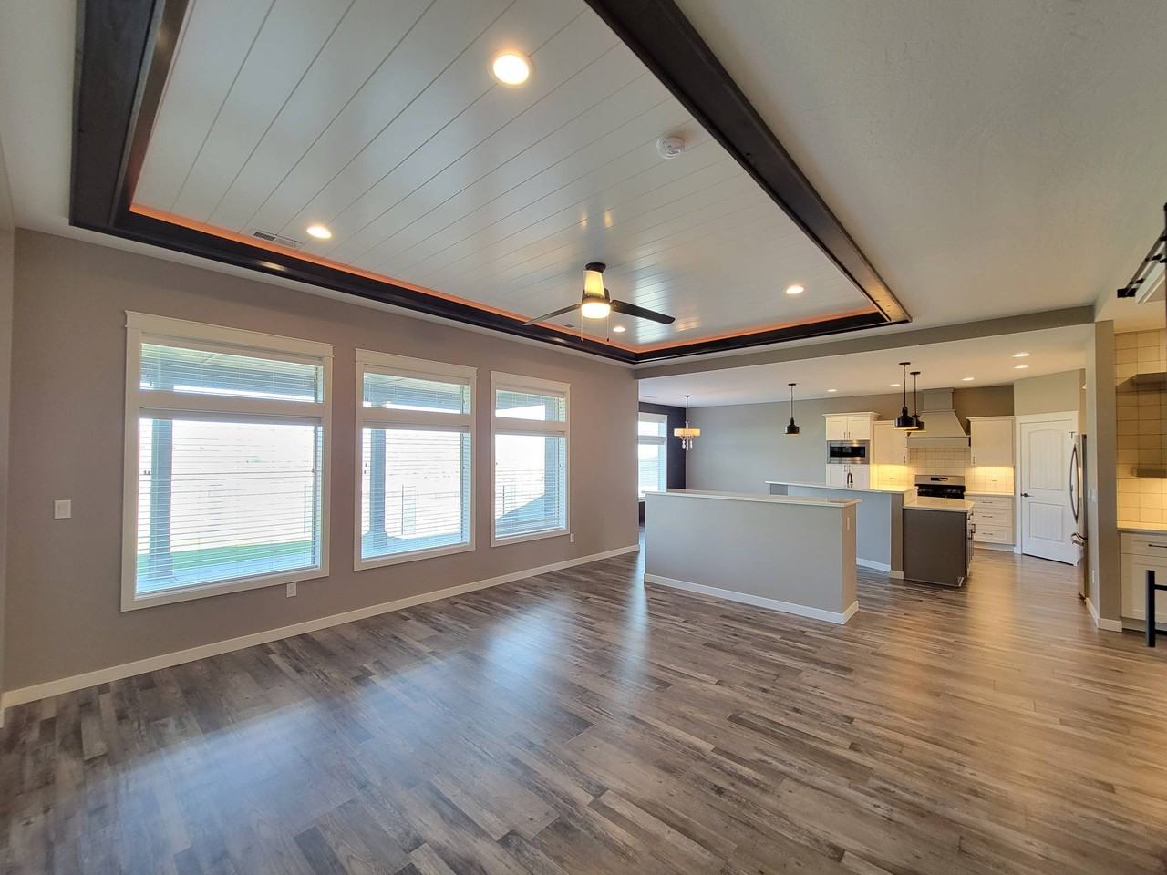 6855 Cyprus Loop #1 - Photo 4 of 35