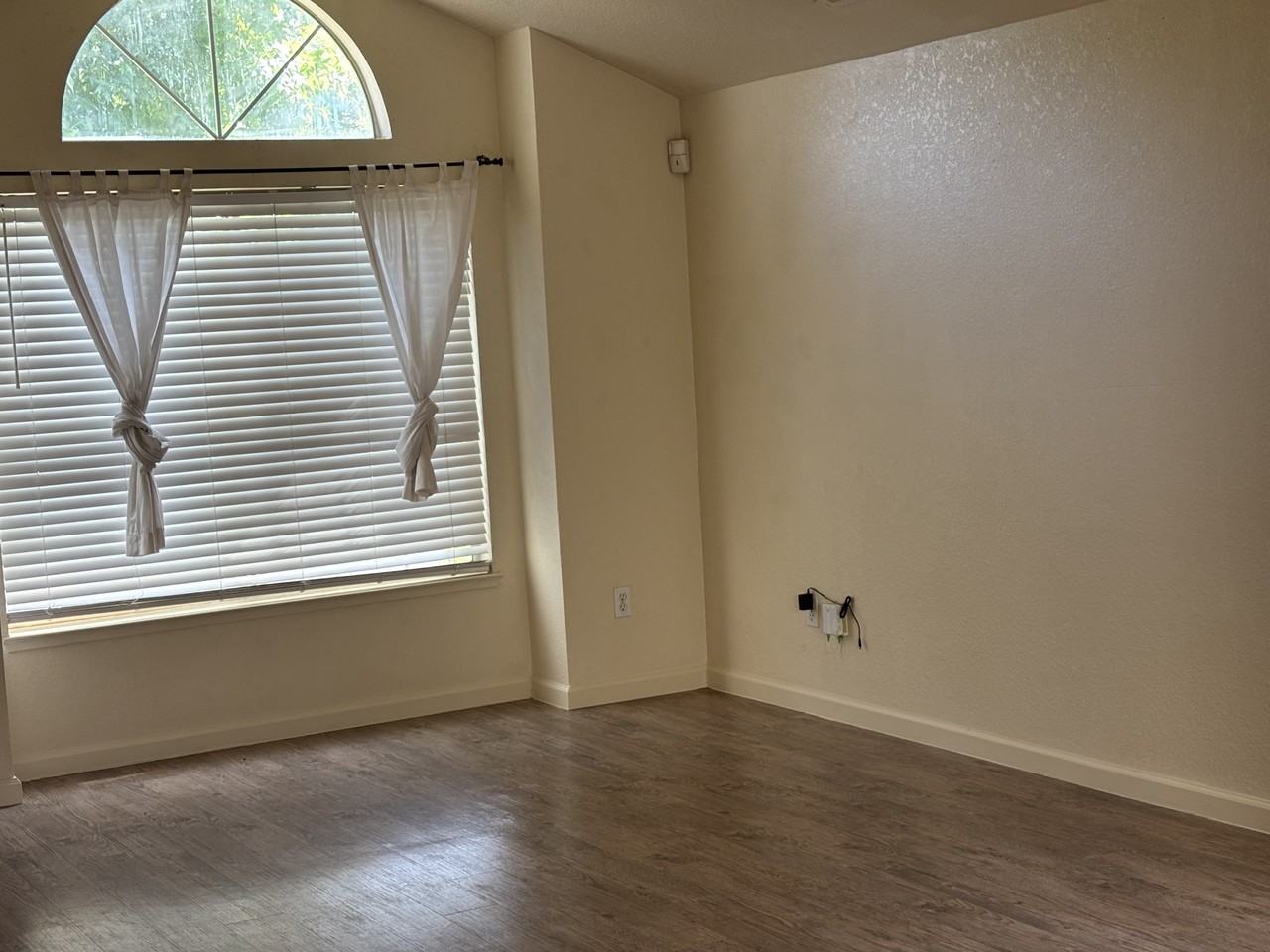 2317 Quail Meadow Dr - Photo 4 of 21