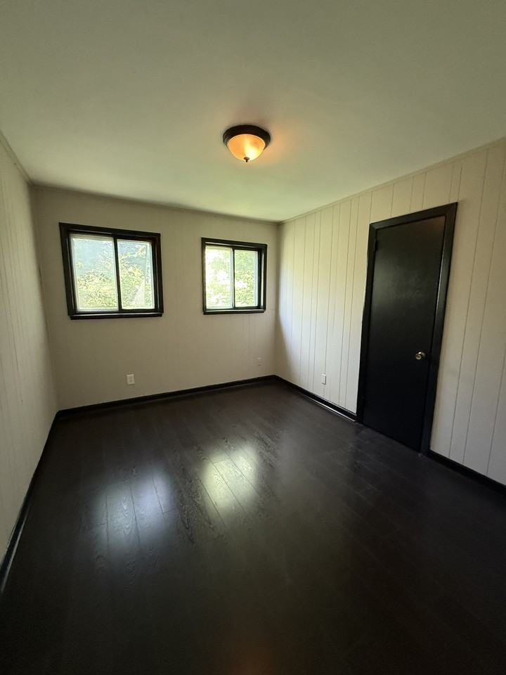 3376 34th St N #1 - Photo 4 of 7