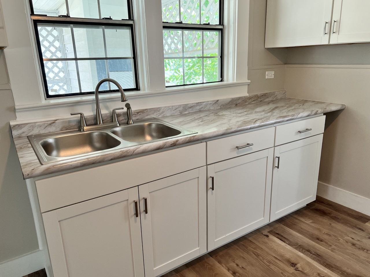 416 W Washington St #1 - Photo 3 of 15
