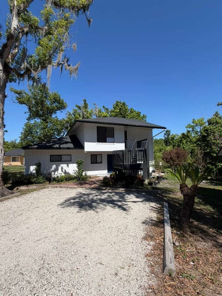 431 Geneva Dr #1