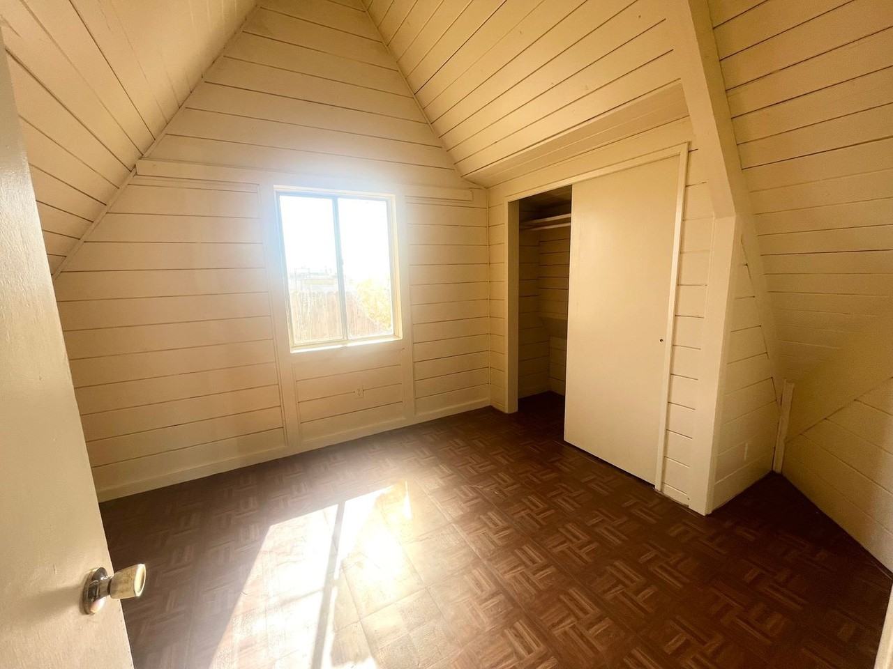 25563 Main St - Photo 5 of 5