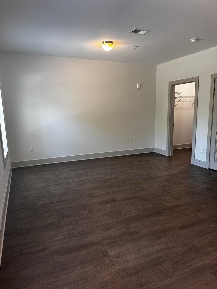 821 Porter Rd #205 - Photo 7 of 9