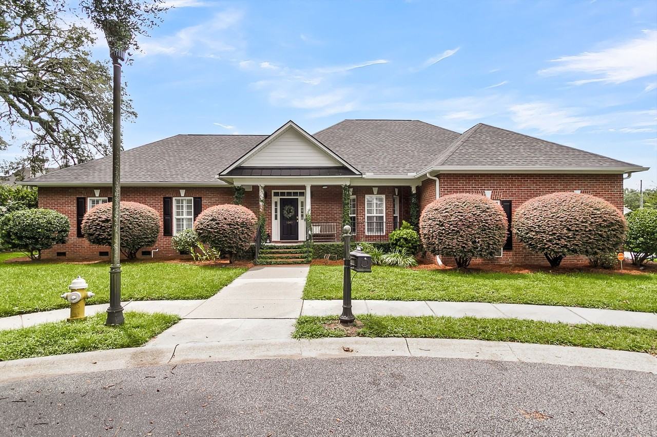 5049 Spaniel Dr #1 - Photo 4 of 47