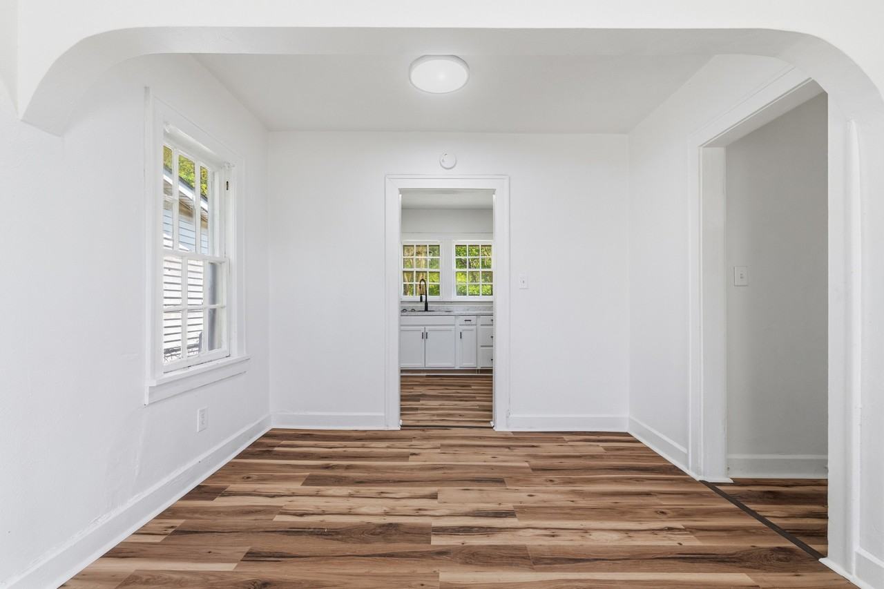 2442 Morton St #1 - Photo 6 of 22
