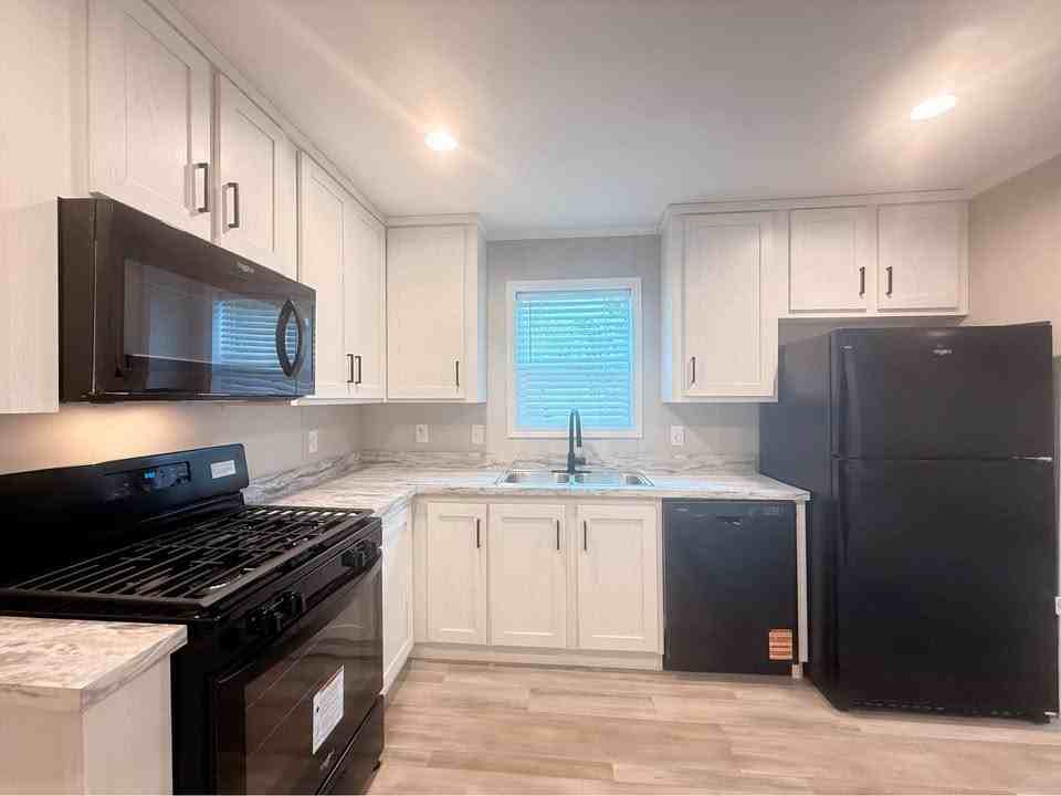 29805 Jamestown Dr #435 - Photo 6 of 16