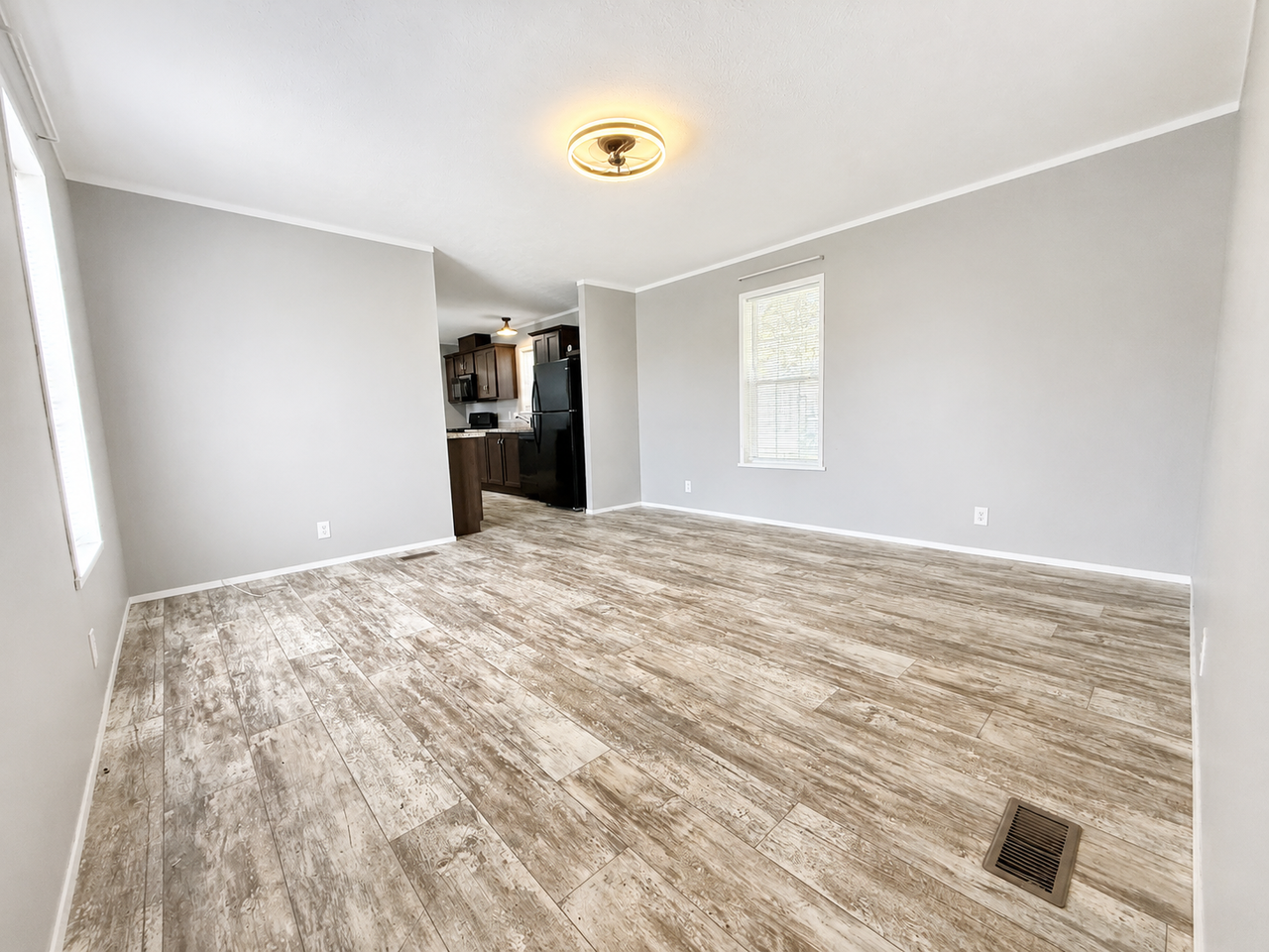 11827 Cascade Cir #4 - Photo 2 of 25