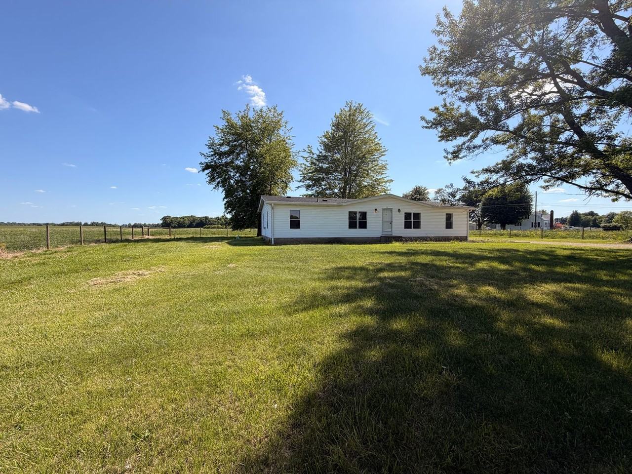 1405 Highway 150 Ne - Photo 6 of 9