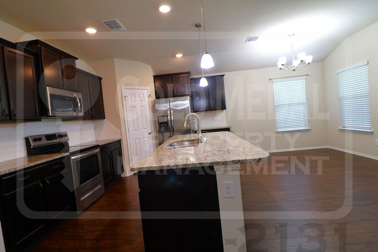 2521 Bargello St - Photo 5 of 29