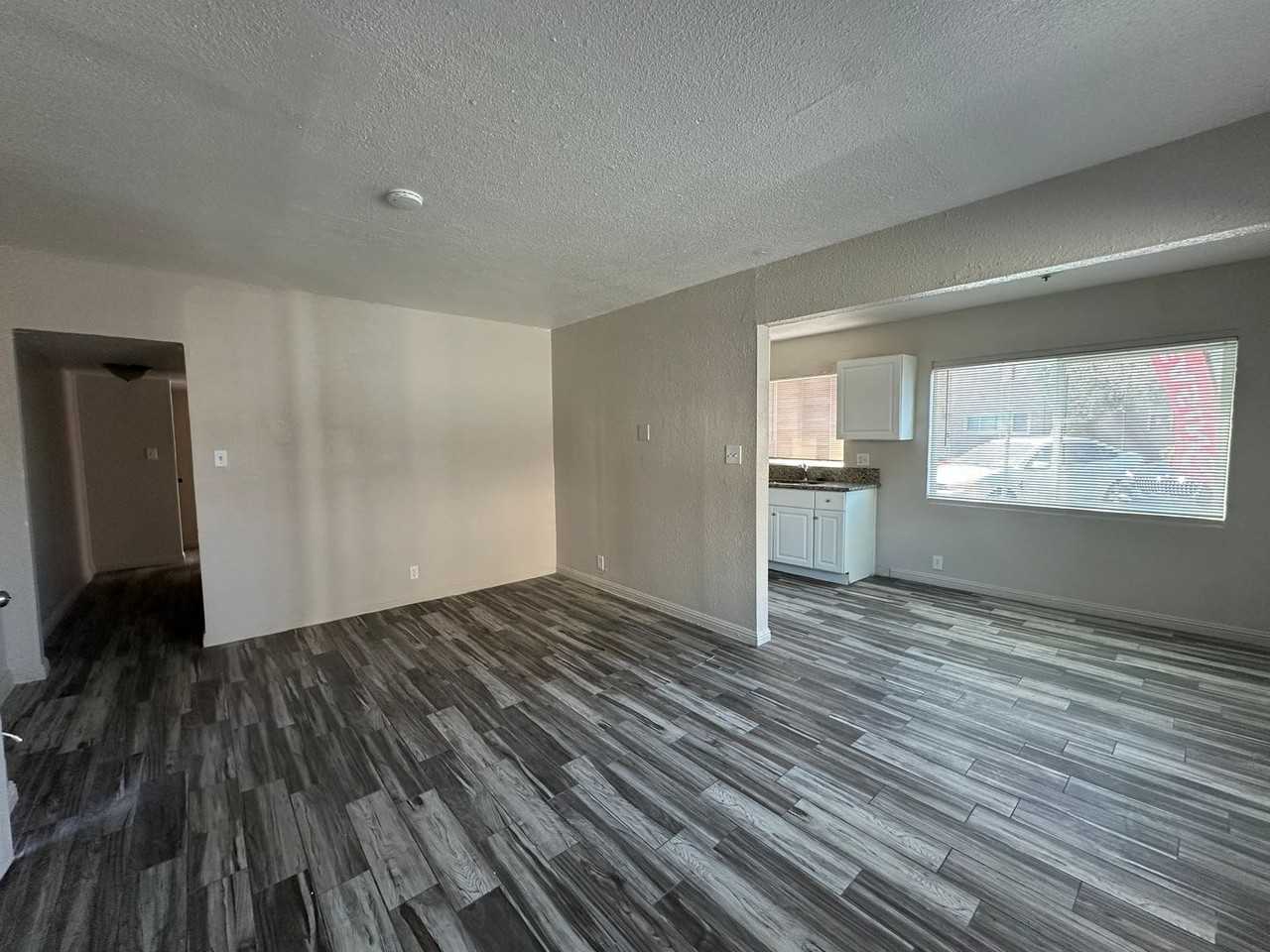 2105 Sunrise Ave. - Photo 6 of 30