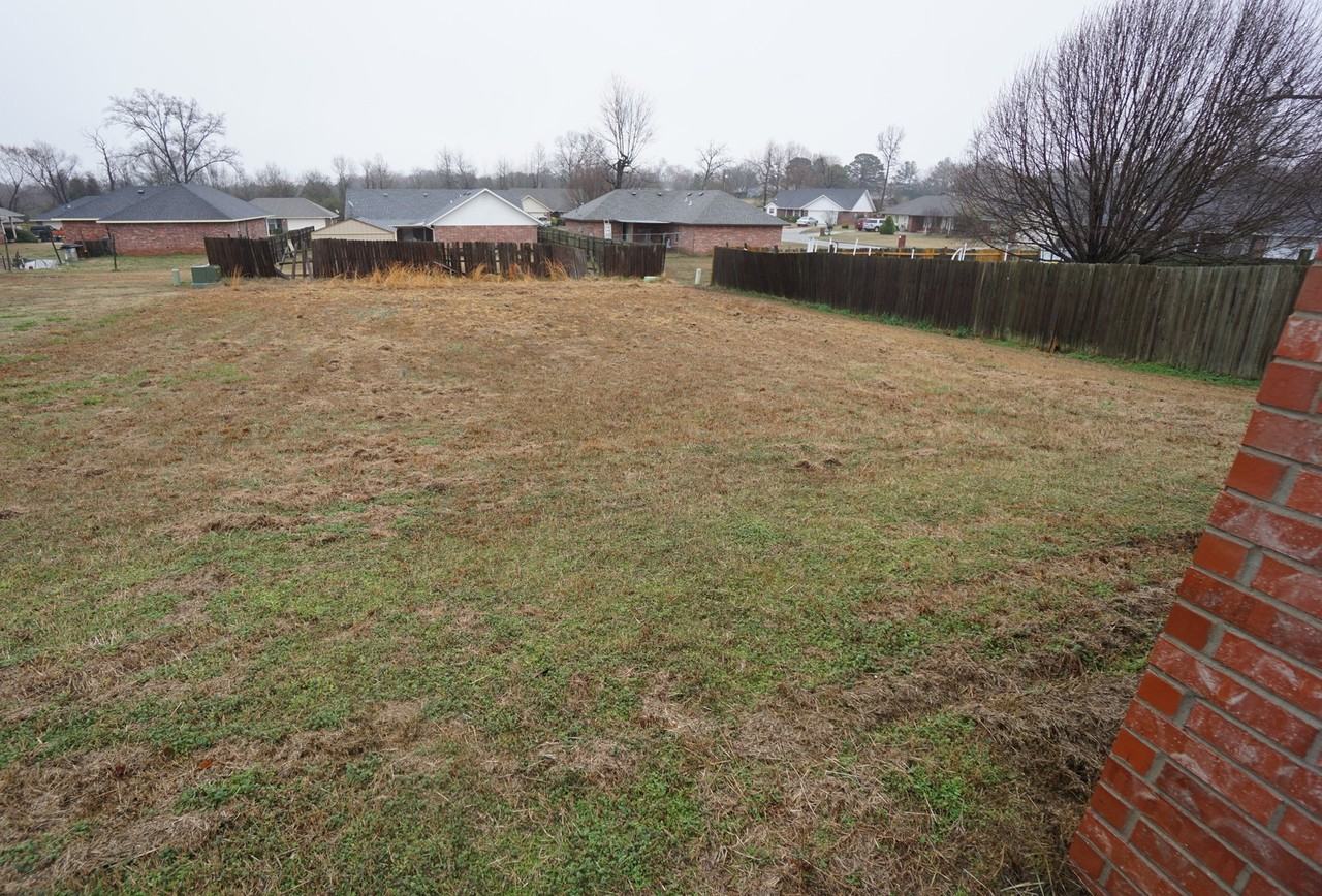 204 N 43rd St - Photo 2 of 16