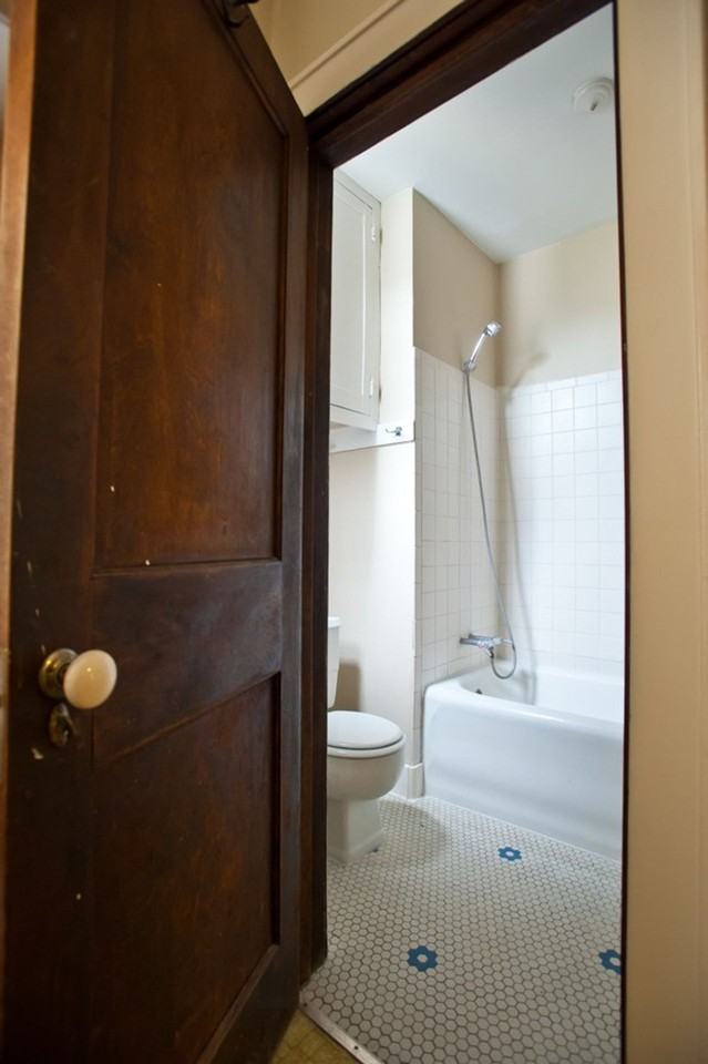 2429 N Murray Ave - Photo 7 of 8