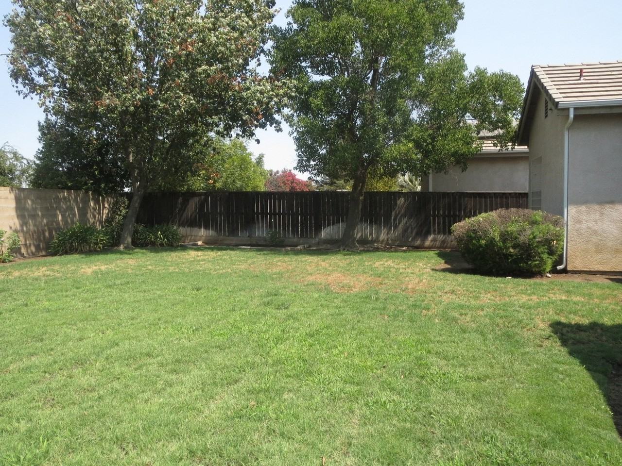 741 W Heritage Ave - Photo 2 of 18