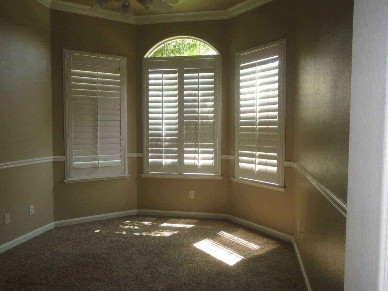 741 W Heritage Ave - Photo 6 of 18